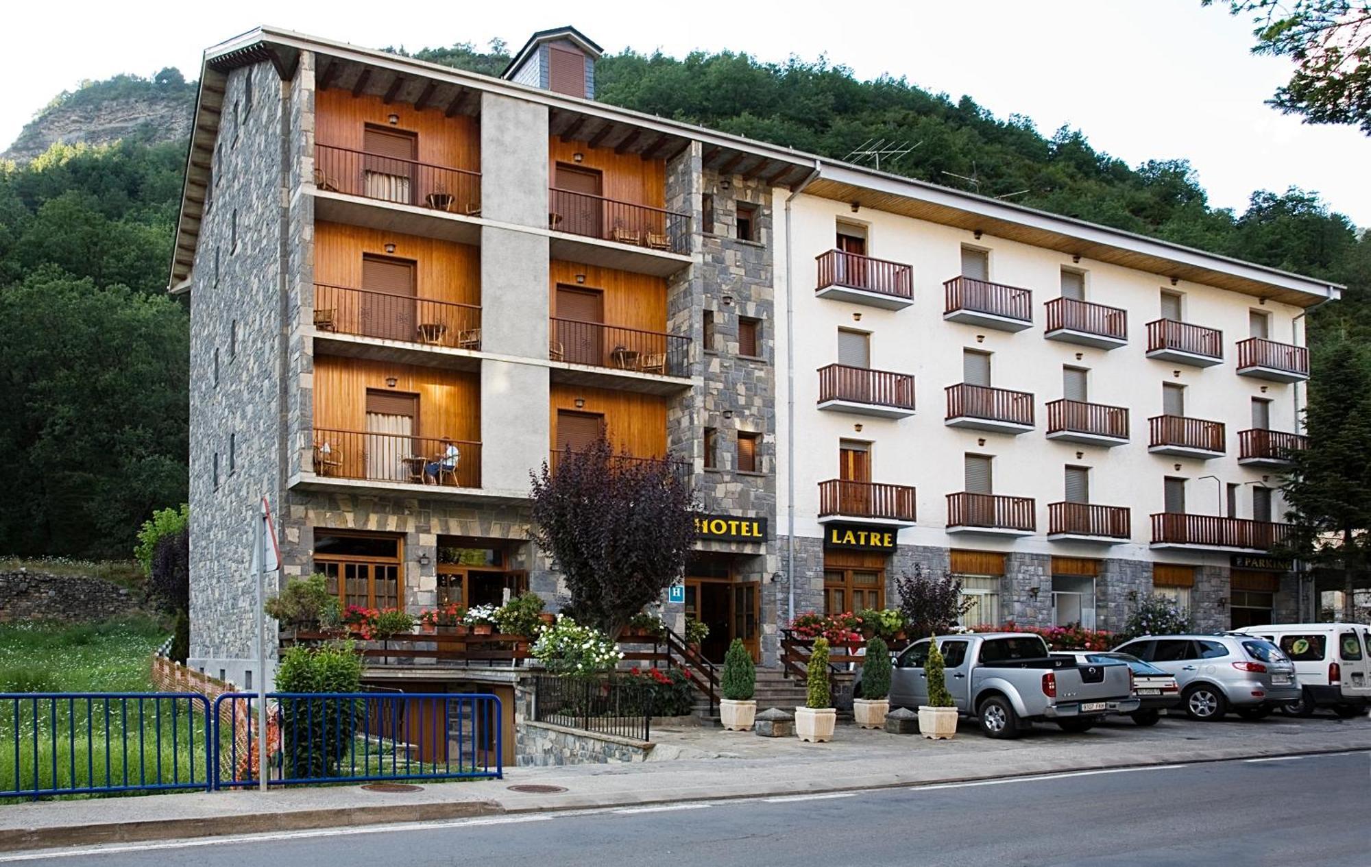 Hotel Latre Broto Eksteriør billede